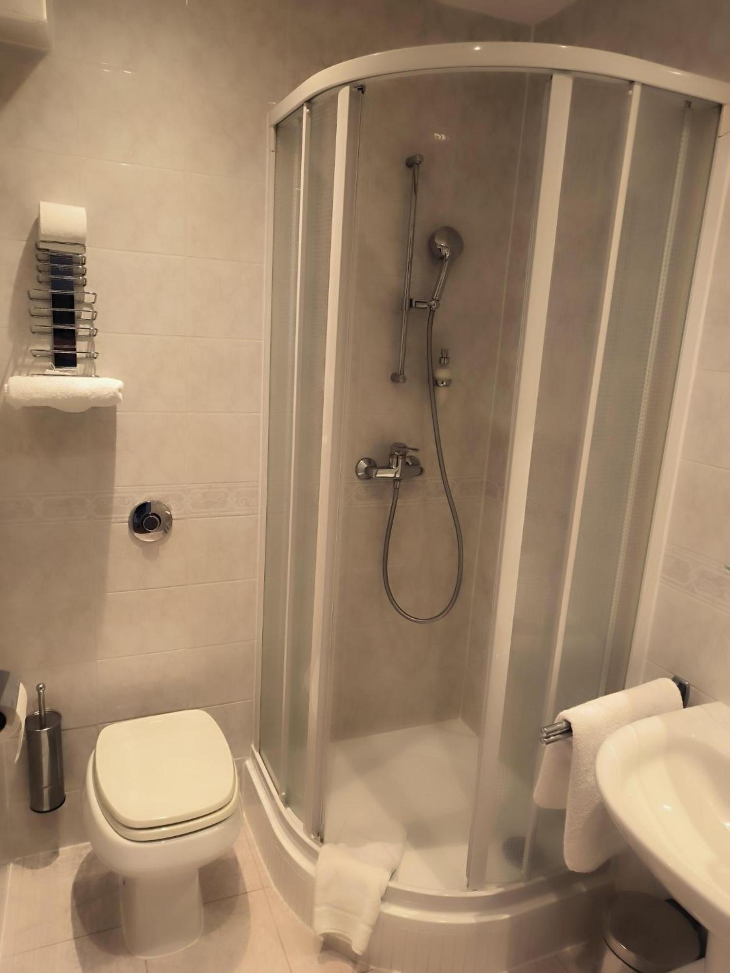 Hotel Trinity Olomouc Bagian luar foto