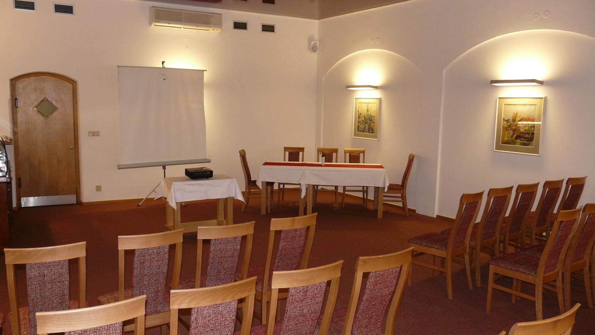 Hotel Trinity Olomouc Bagian luar foto