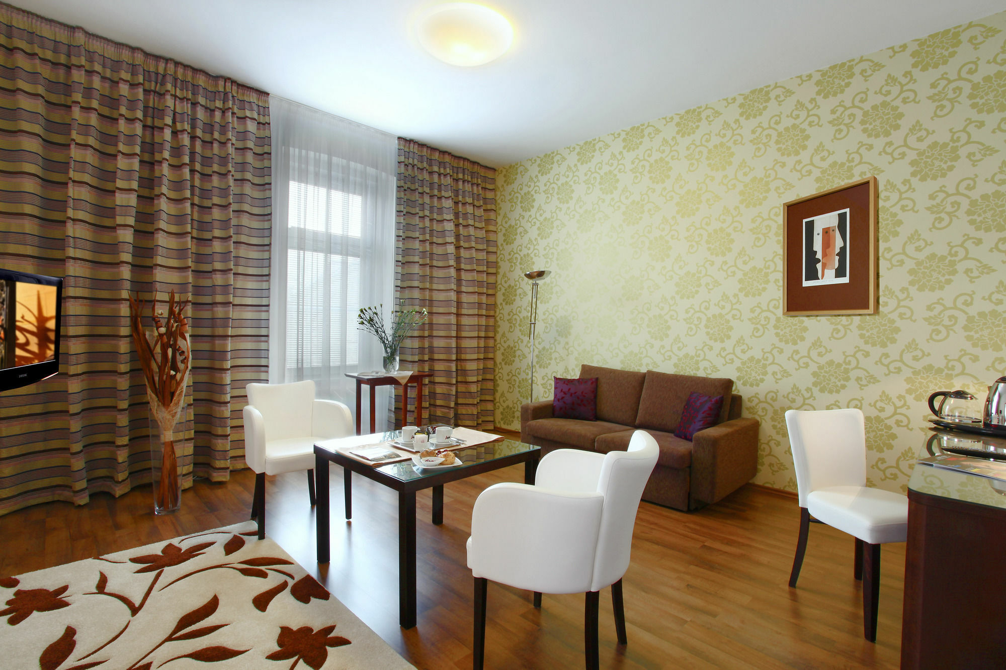 Hotel Trinity Olomouc Bagian luar foto